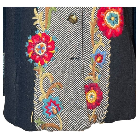 Icelandic Design Embroidered Wool Coat Jacket Faux Fur Trim Size L Black Lined - Picture 3 of 10